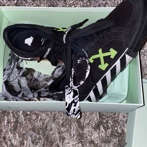 Off-White lows size 38